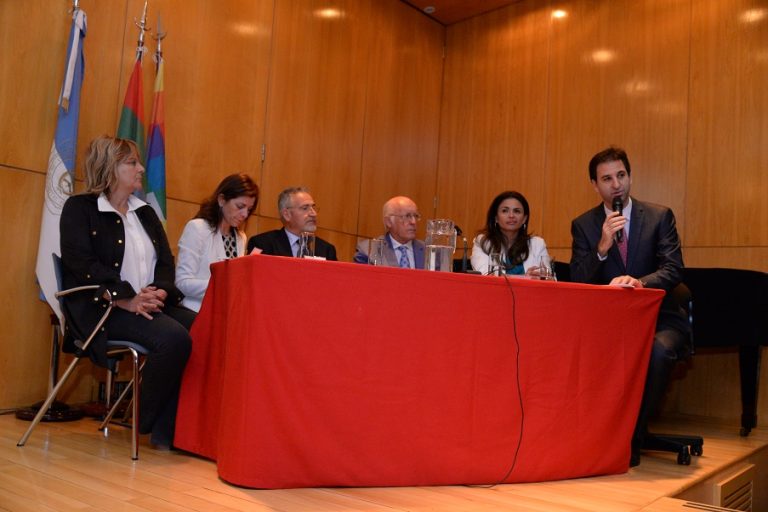 Panel sobre Juicio en Ausencia